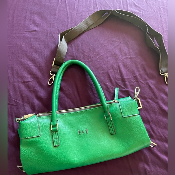RARE: Vegan Matt & Nat green purse - Picture 3 of 5